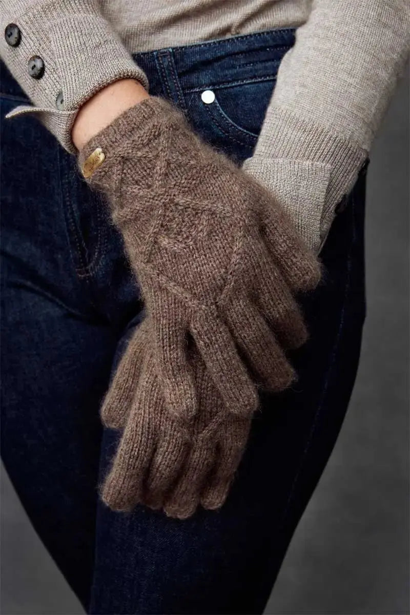 Mena Qiviuk Gloves in Natural by Qiviuk Boutique