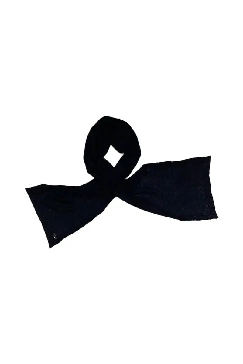 Finito Unisex scarf Qiviuk in Black by Qiviuk Boutique